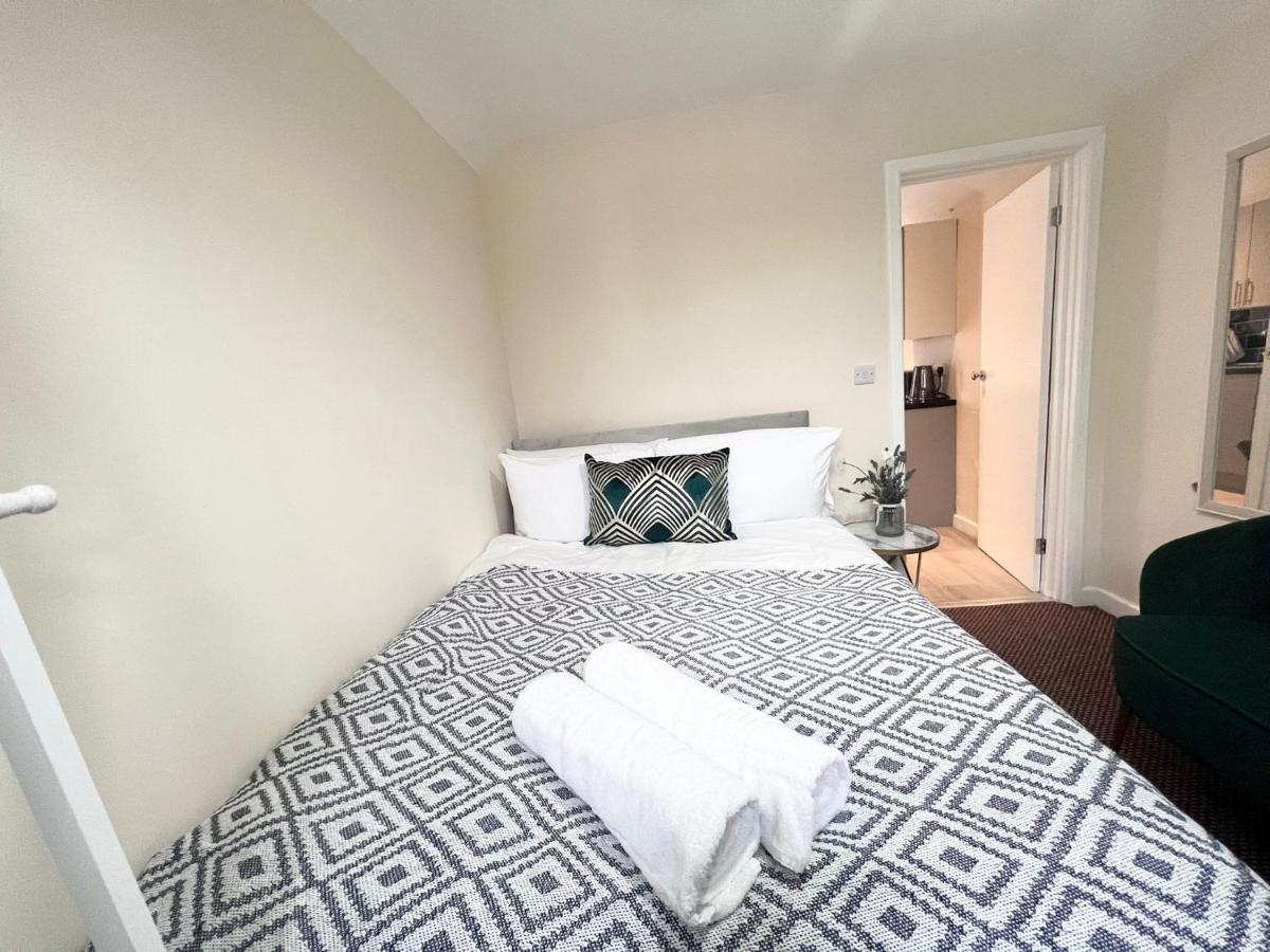 Taunton Inn Ngoại thất bức ảnh