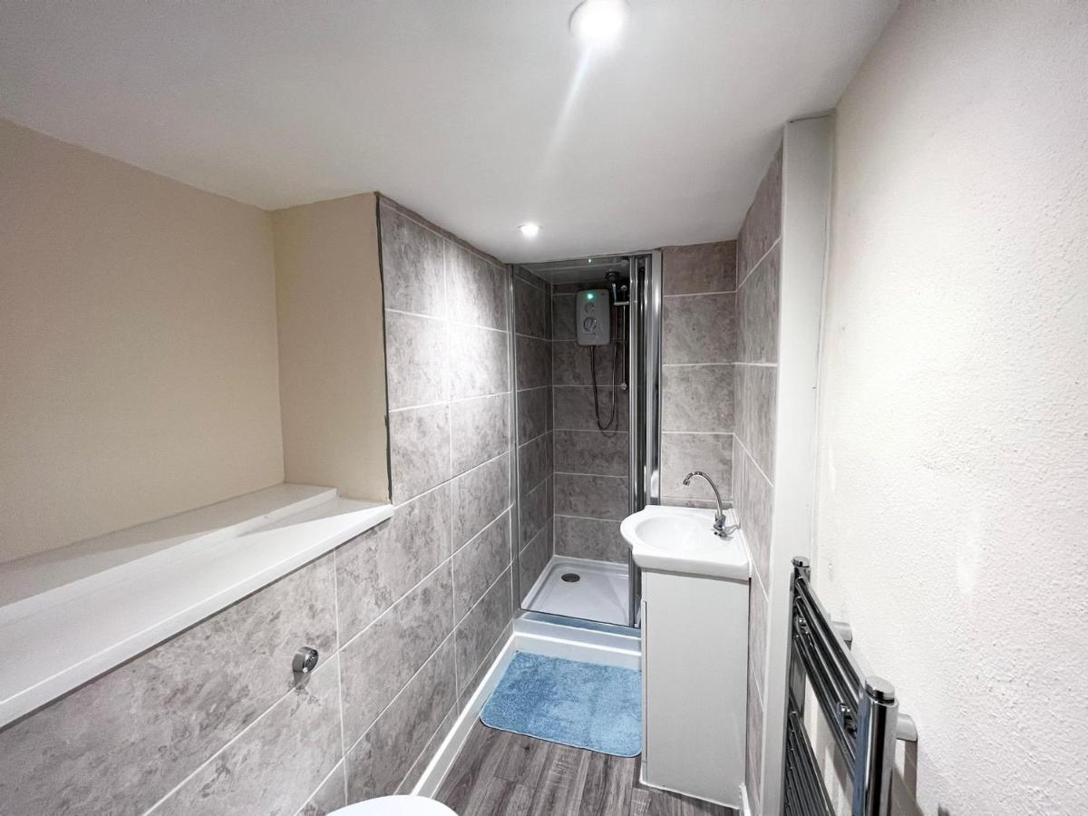 Taunton Inn Ngoại thất bức ảnh